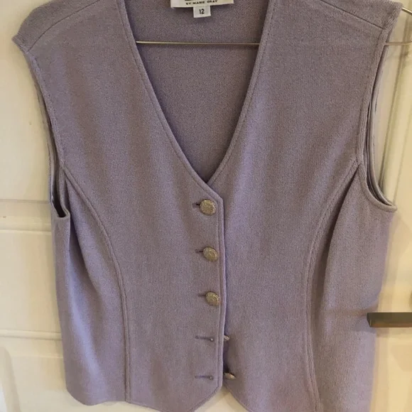 Absolutely gorgeous St. John 3 piece pants suit in light purple - Picture 7 of 12